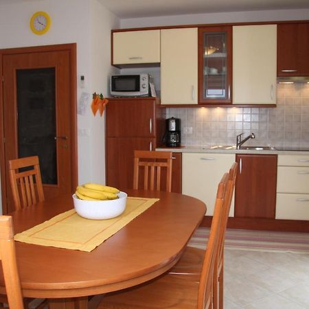 Apartment Anethum Premantura Exterior photo